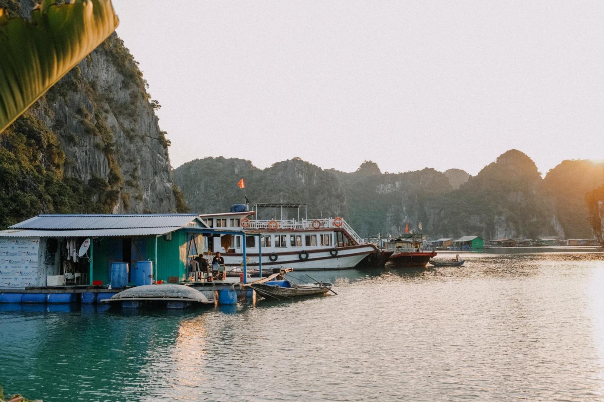 Lan Ha Floating Homestay Dong Khe Sau Buitenkant foto